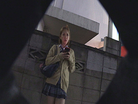 キモいおじさんとGOTOセックス！　自粛なんて関係なし！マッチングアプリで釣りあげた18歳クソ生意気制服ギャル生駒みく（18歳）　サンプル画像02